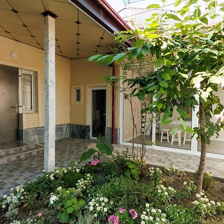 Ташкентский Дворик Tashkent Exterior foto